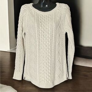 LL Bean Cable Knit Ivory Pull On Sweater With Zippers Sides Crew Neck Cotton Sz